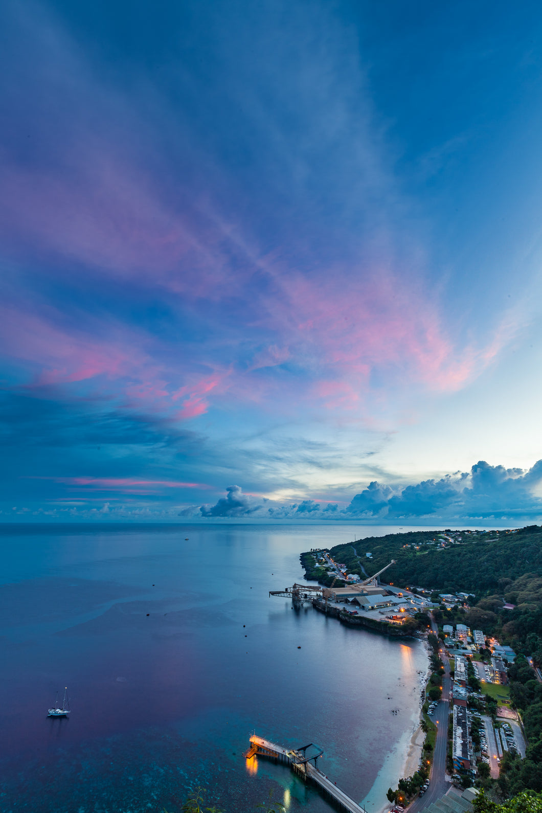 WW137 - TDP Lookout Sunrise Vertical